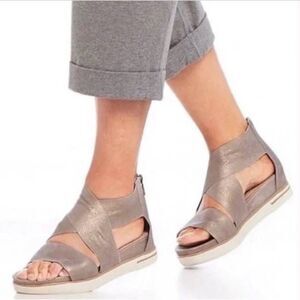 Eileen Fisher Sport Platform Sandals Women's 9.5 Metallic Gold Leather Back Zip